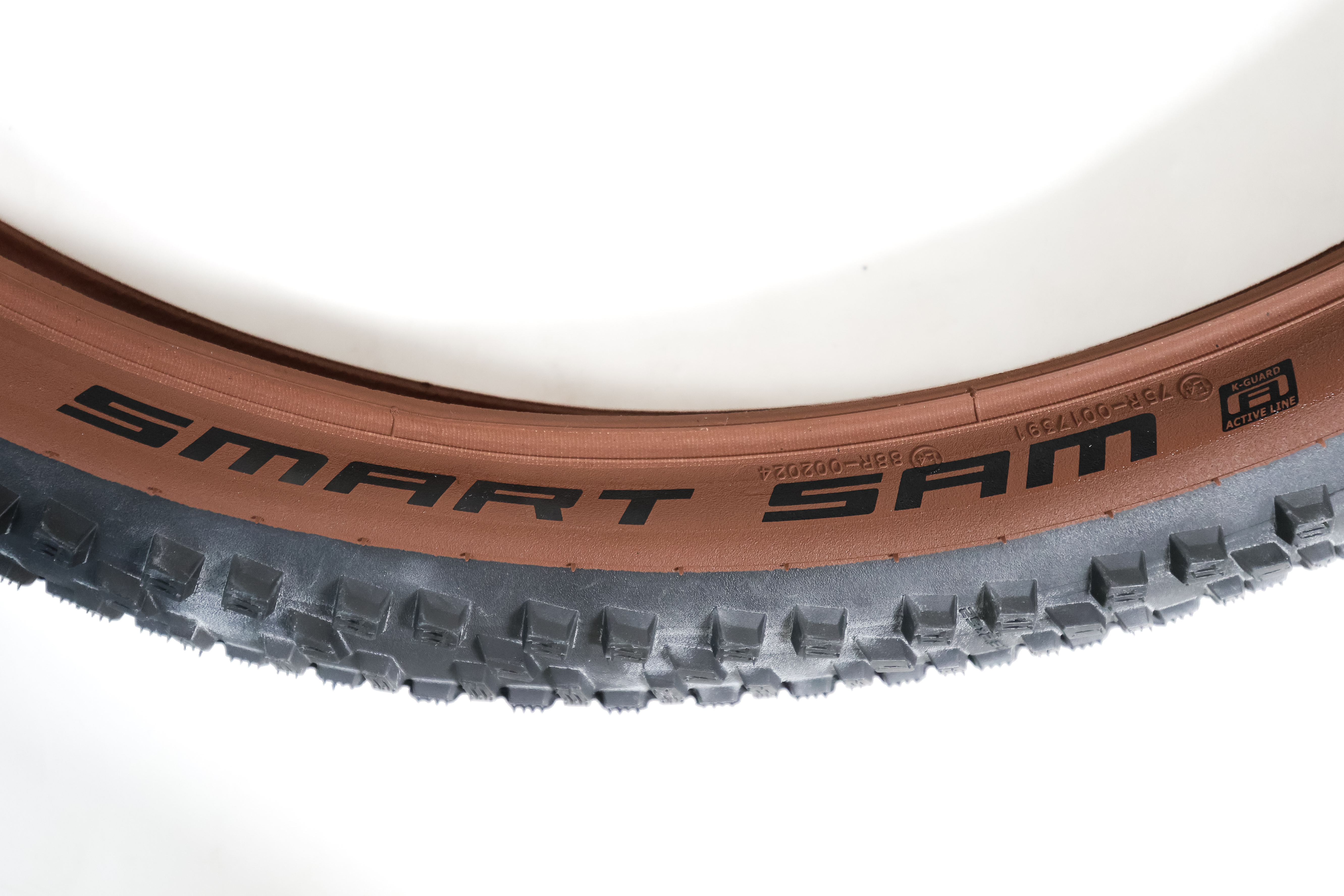 Schwalbe Smart Sam 60-622 29x2.35 K-Guard Active Line schwarz-bronze / tan wall